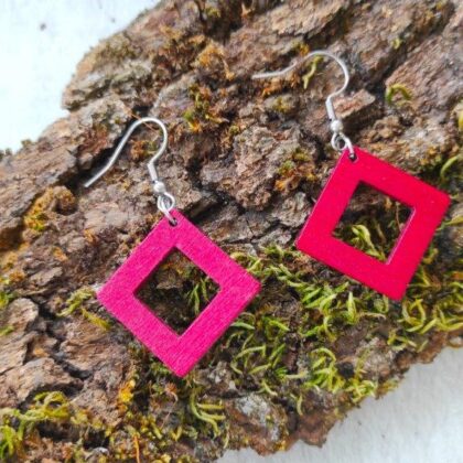 Red wood small boho earrings